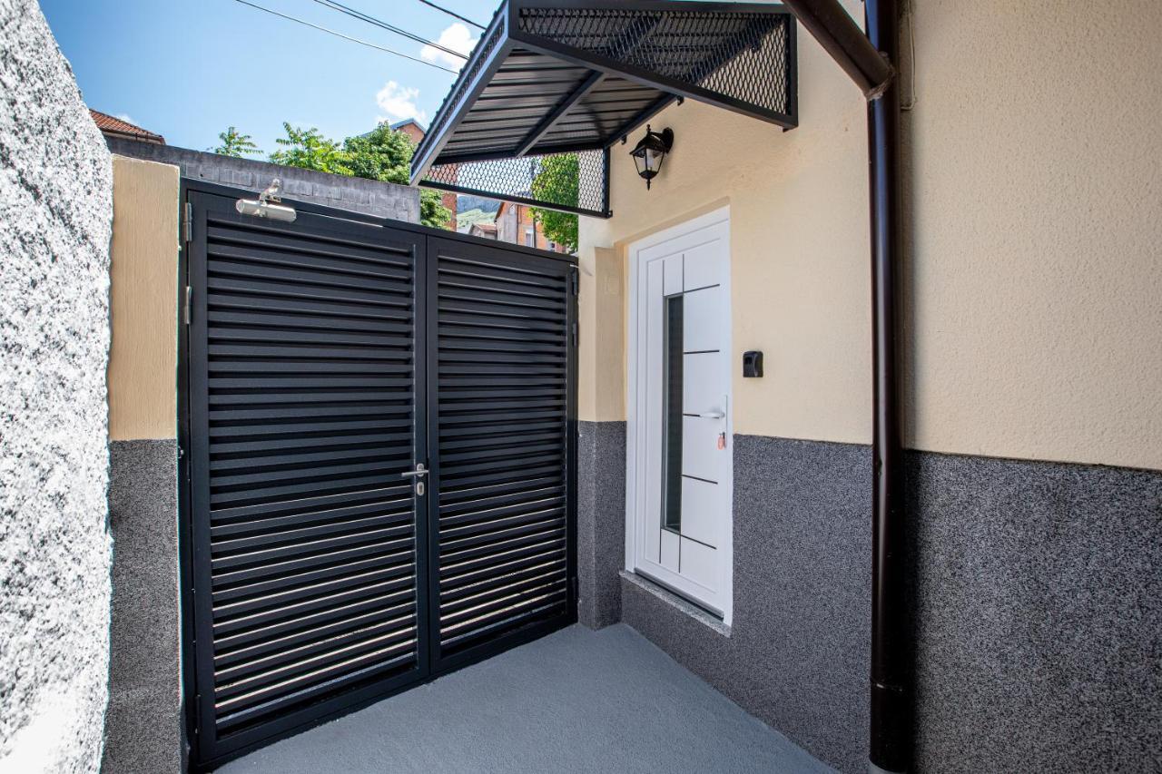Self Check-In Apartment With Jacuzzi Mostar Exterior photo
