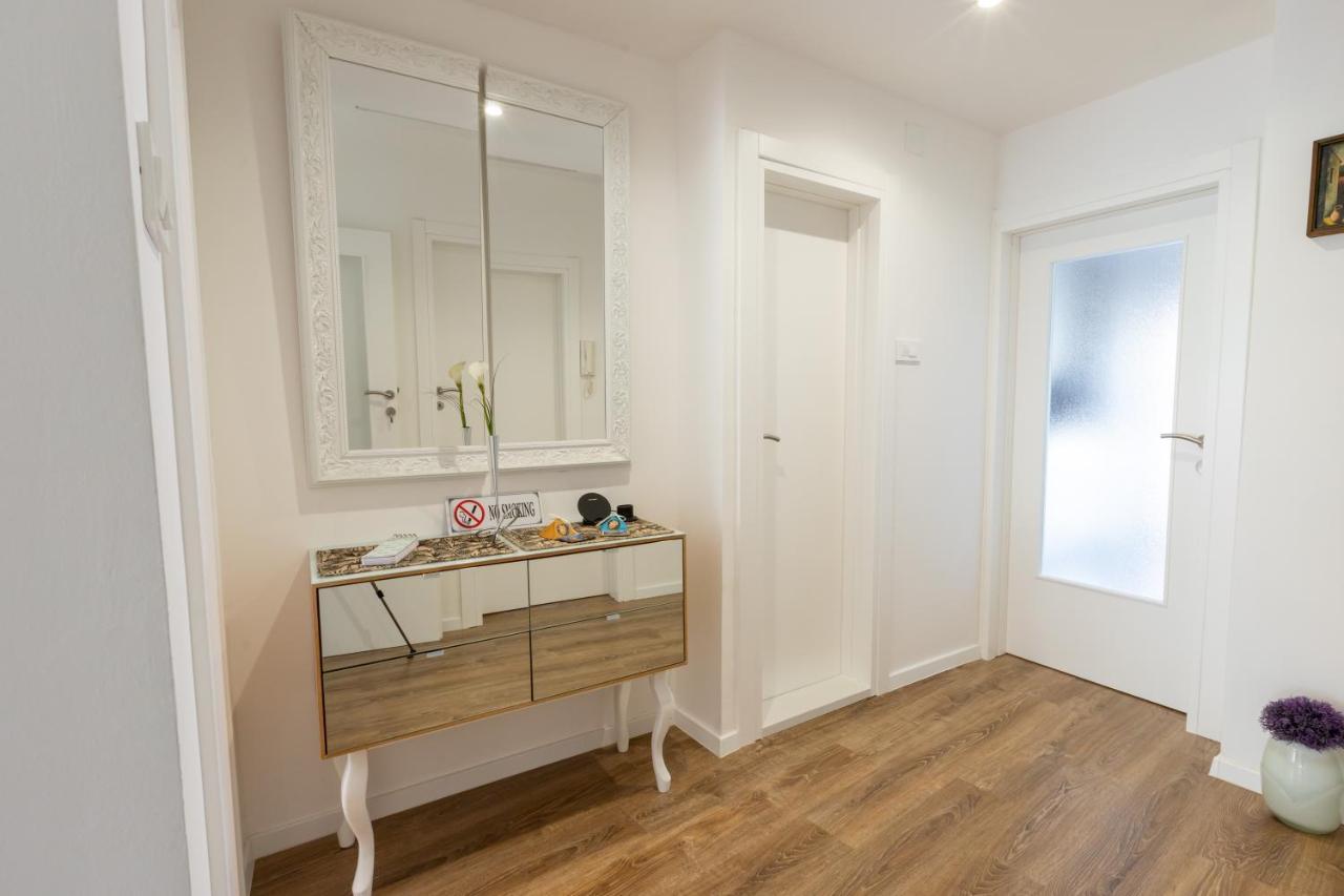 Self Check-In Apartment With Jacuzzi Mostar Exterior photo