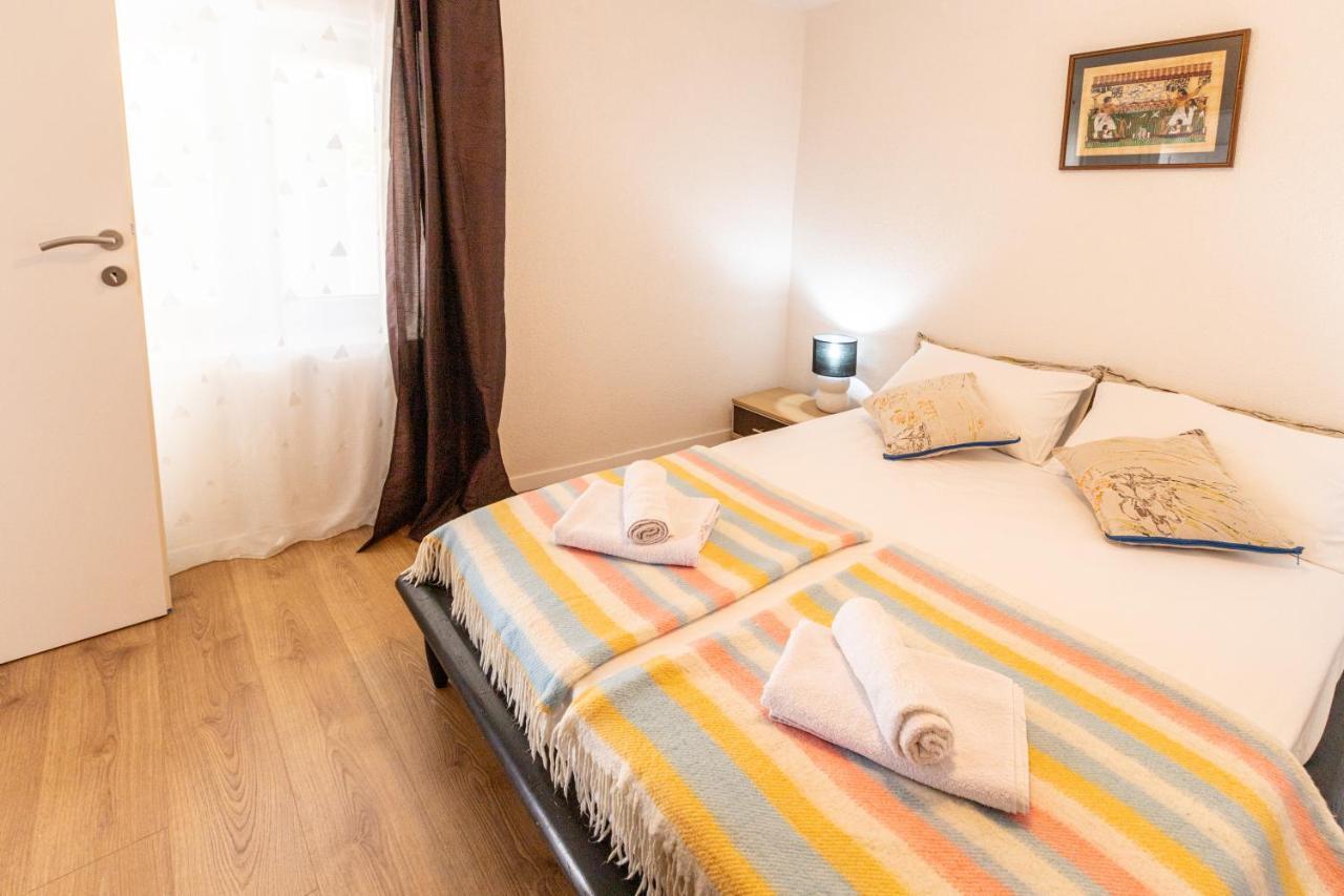 Self Check-In Apartment With Jacuzzi Mostar Exterior photo