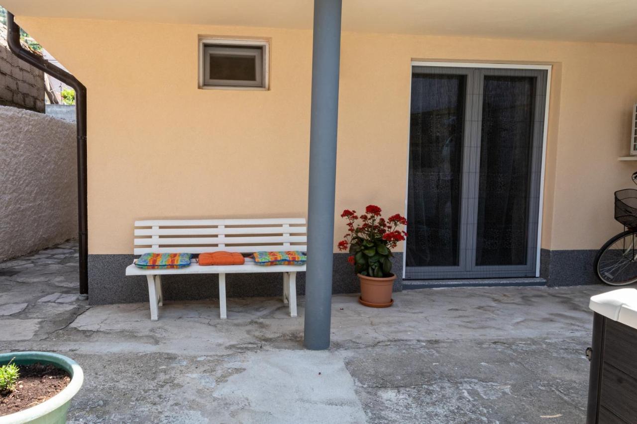 Self Check-In Apartment With Jacuzzi Mostar Exterior photo